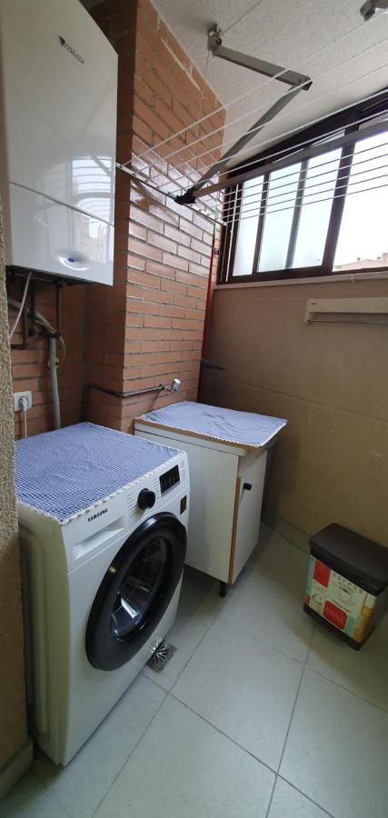 Residencial En Madrid Alquiler De Corta Estancia No Turistico ภายนอก รูปภาพ